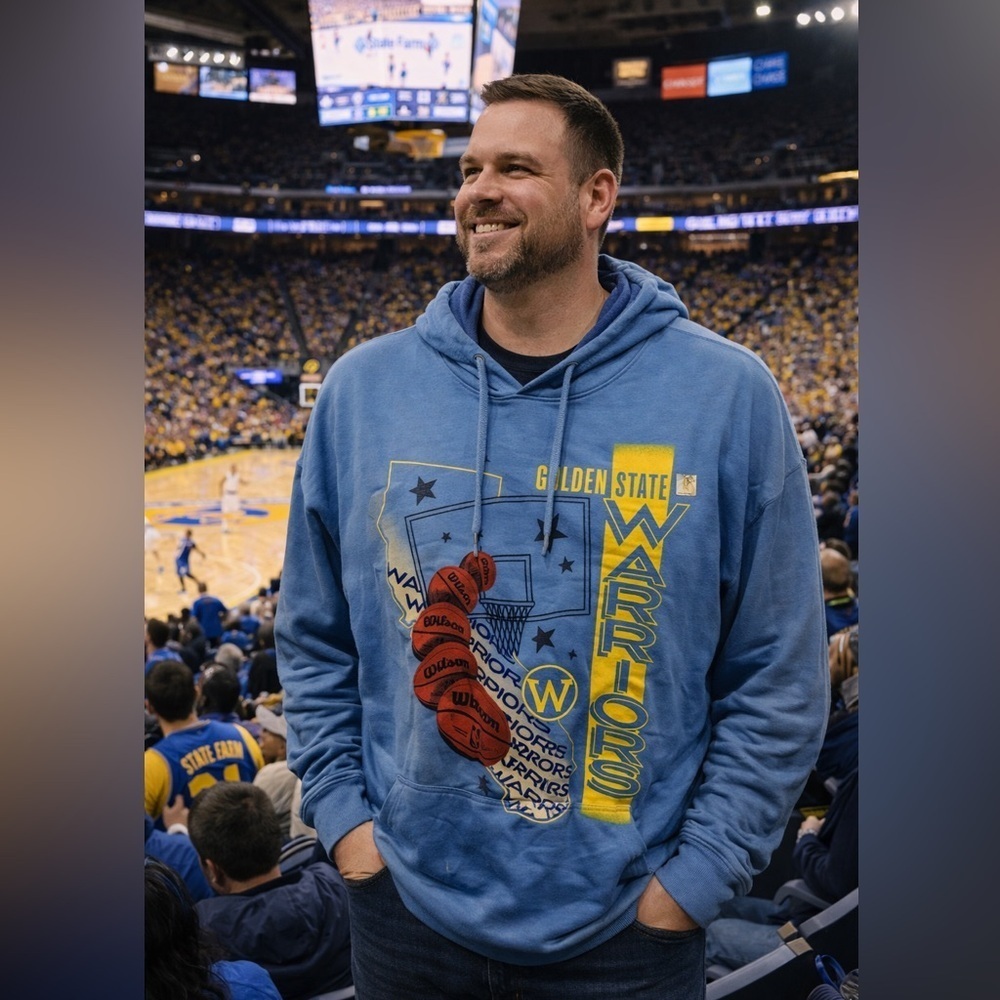 NBA Official Merchandise Golden State Warriors blue ombré basketball ball hoodie